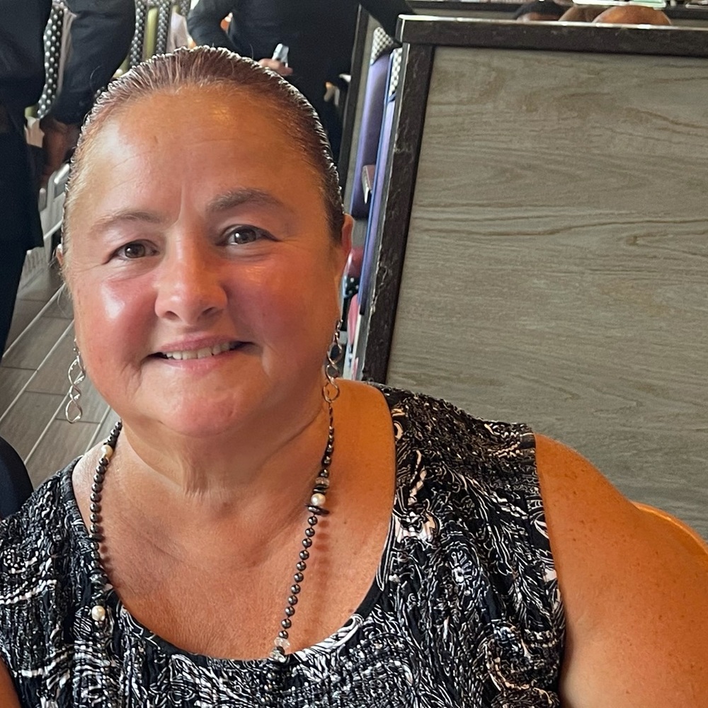 Meet your Posher, Lisa